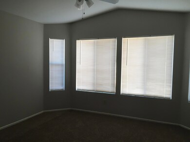 1422 S 66th Dr, Phoenix, AZ 85043 - photo 2