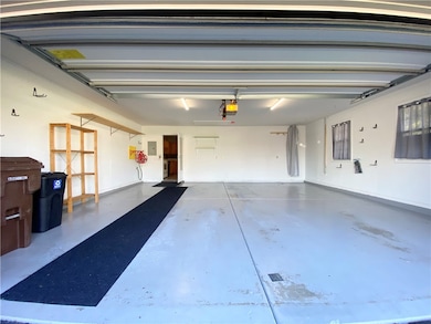 804 Barbra Ln unit 13D, New Castle, PA 16101 - photo 6