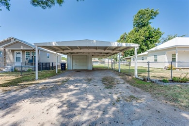 548 N Ione Ave, Shawnee, OK 74801 - photo 6