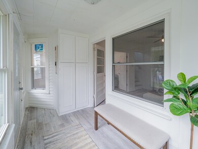 1407 E Stockbridge-104