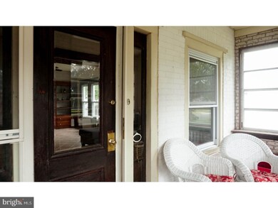 525 Beacon Ave, Paulsboro, NJ 08066 - photo 4