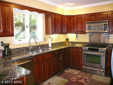 4694 Beechwood Rd, Ellicott City, MD 21043 - photo 4