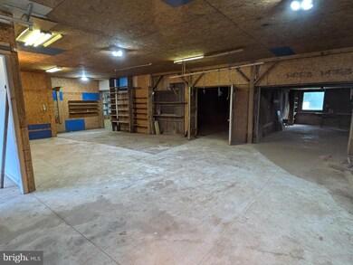 794 S 4th St, Newport, PA 17074 - photo 5