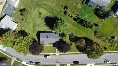 3621 N Clearwater Ln, Brookhaven, PA 19015 - photo 3