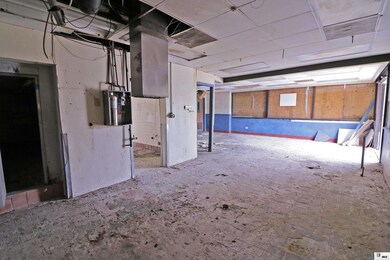 204 W Madison Ave, Bastrop, LA 71220 - photo 6