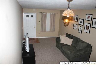 17 Candon Ct, Staten Island, NY 10309 - photo 7