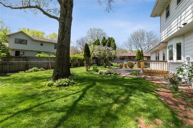 4225 Sunland Ct SE, Cedar Rapids, IA 52403 - photo 6