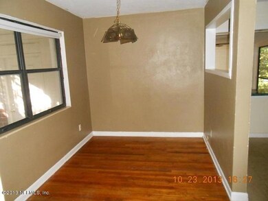 3711 Jammes Rd, Jacksonville, FL 32210 - photo 4