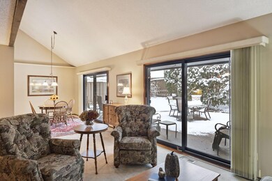 17821 Comstock Rd, Wayzata, MN 55391 - photo 6