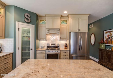 2021 Creekside Dr SW unit 206, Byron Center, MI 49315 - photo 6