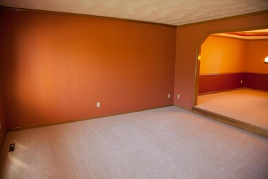 6300 Alissa Ln, Columbus, OH 43213 - photo 5