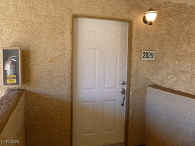 7200 Pirates Cove Rd unit 2029, Las Vegas, NV 89145 - photo 2