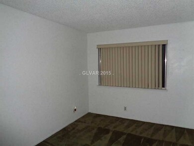 Property Photo. 3rd bedroom with new blinds, fresh