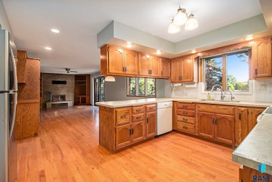 4704 S Tomar Rd, Sioux Falls, SD 57105 - photo 7