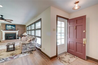 102 Loving St, Louisa, VA 23093 - photo 2