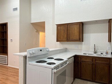 2305 55th St unit 3, Galveston, TX 77551 - photo 4