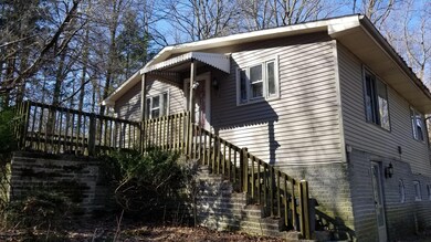 1571 Totts Gap Rd, Stroudsburg, PA 18360 - photo 2