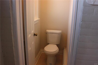 319 N Franklin St, Allentown, PA 18102 - photo 7