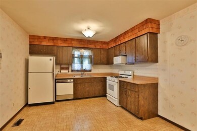 622 Fillmore Ave, Dyer, IN 46311 - photo 4