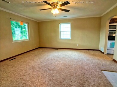 438 19th St, Dunbar, WV 25064 - photo 4