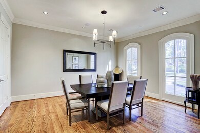 305 Belin Manor Dr, Houston, TX 77024 - photo 4