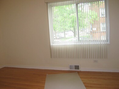 2923 W Rosemont Ave unit 1W, Chicago, IL 60659 - photo 7