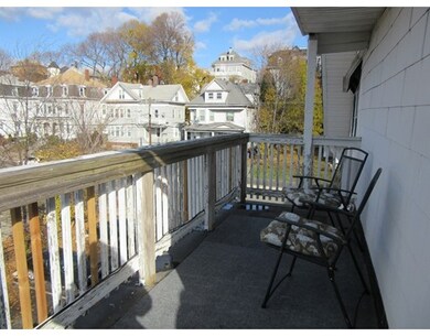 276 Washington Ave unit 3, Chelsea, MA 02150 - photo 4