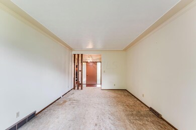 6-web-or-mls-1847-tamarack-cir-s