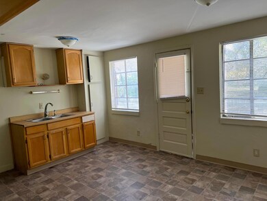 58 Collingwood Ave, Columbus, OH 43213 - photo 3