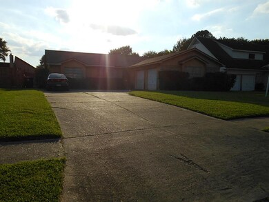 15806 Chimney Rock Rd, Missouri City, TX 77489 - photo 2