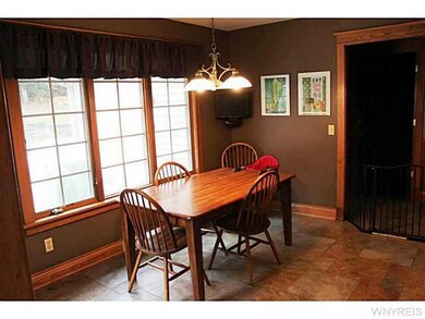 Dining Room 9014 Douglas Lane, Boston, NY - eating
