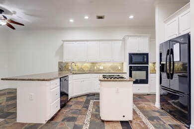 1411 Harold St unit B, Houston, TX 77006 - photo 7