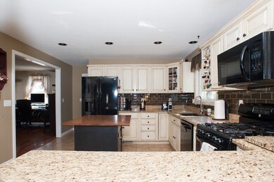 45 Castine St, Worcester, MA 01606 - photo 7