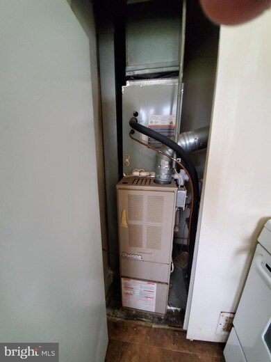 2562 Iverson St unit 2562, Temple Hills, MD 20748 - photo 5