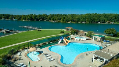 Pointe Pool