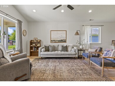 2311 36th Ave, Longview, WA 98632 - photo 3