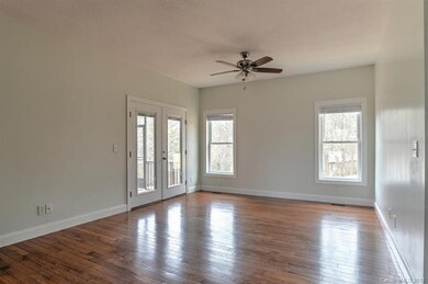 12 Floyd Dr, Asheville, NC 28803 - photo 6