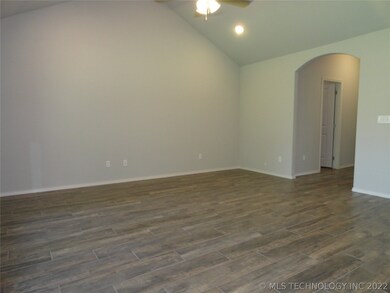 3800 S 33rd St, Broken Arrow, OK 74014 - photo 7