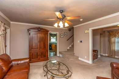 4 Living Room