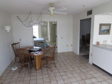 10523 W Palmeras Dr, Sun City, AZ 85373 - photo 4