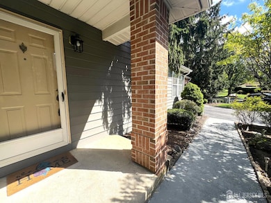 10 Sawgrass Ct, Monroe Township, NJ 08831 - photo 2