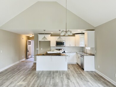 110 Blue Grass Dr, Shelbyville, TN 37160 - photo 4