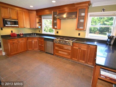 8610 Open Meadow Way, Columbia, MD 21045 - photo 3