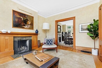 21 Monmouth Ct, Brookline, MA 02446 - photo 5