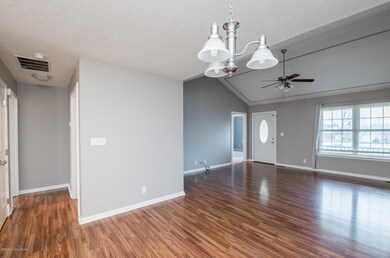 594 Deer Park Way, Mount Washington, KY 40047 - photo 4