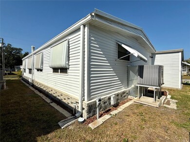 6821 Americana Dr NE unit 106, St. Petersburg, FL 33702 - photo 2