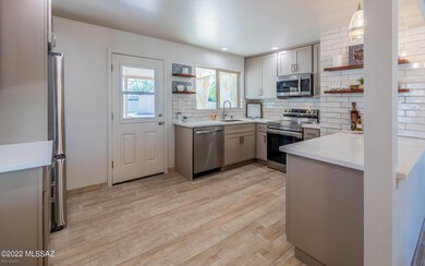 4372 E 15th St, Tucson, AZ 85711 - photo 6