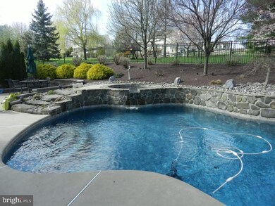 4459 Blue Ridge Dr, Doylestown, PA 18902 - photo 3