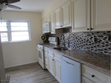 316 Spring St unit Upper Level, Red Bank, NJ 07701 - photo 7