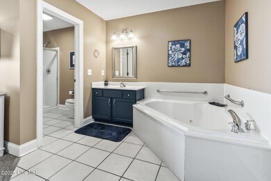Bathroom Tub